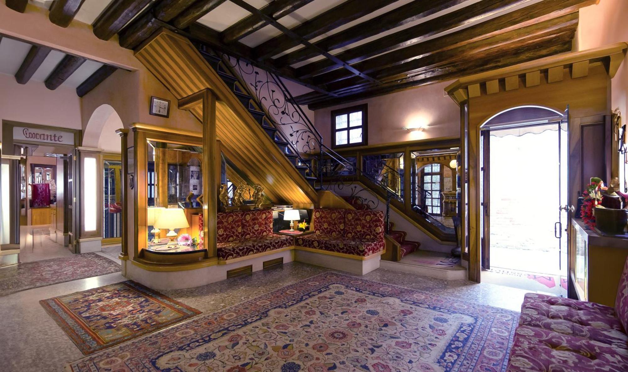 Messner Palace Venedig Exterior foto